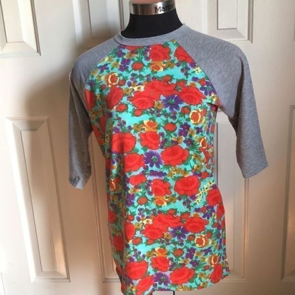 LulaRoe Randy top - Picture 5 of 6